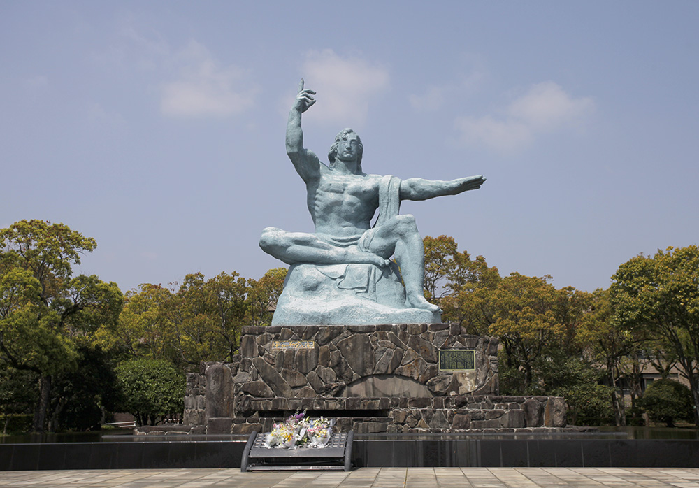 平和祈念像の写真